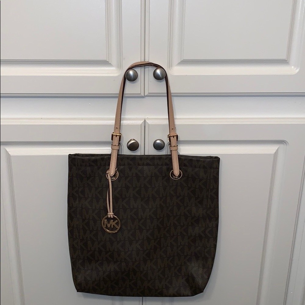 MK purse